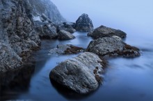 Sea at night / ***