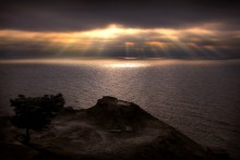 Cape Ilya at dawn ... 5. / *******************