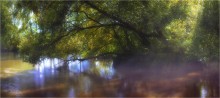 Sanft umarmt den Fluss / ***