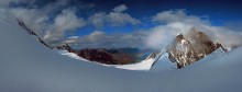 Rainbow over the glacier Mensu / ***