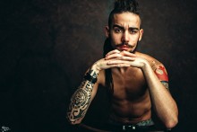 Anton / ***