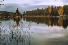 25 seconds of autumn / ***
