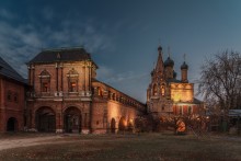 Krutitskoe patriarchal farmstead / ***
