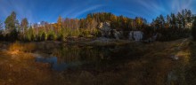 Moon Lake. / ***