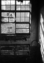 &quot;Hinter Gittern&quot; / ***
