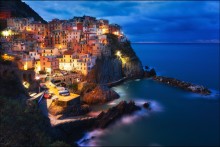 Manarola at dawn / ***