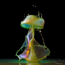 And began to dance ... / ***