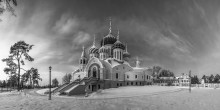 Winter evening in Peredelkino / ***