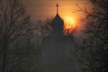 Dawn / ***
