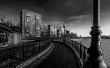 High-rises / ***