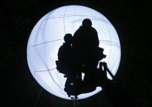 Shooting a film ... / ***