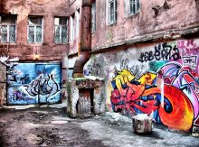 vermietet ein Zimmer. mit Garage. kostengünstig. / ***