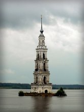 Belfried Nikolaus-Kathedrale. Kalyazin. / ***