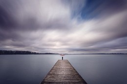 Under the clouds / ***