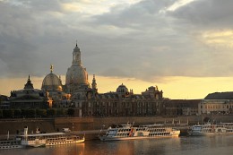 Sunset on the Elbe / ***