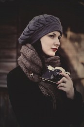 Victoria / ***