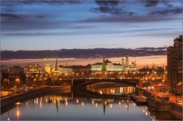 Dawn on the Moscow River / [img]http://35photo.ru/photos_series/689/689287.jpg[/img]
