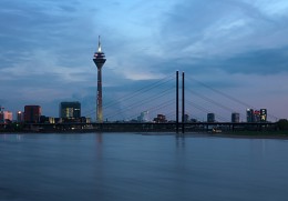 Dusseldorf / ***