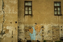 leaving home / ***