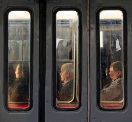 Vorsicht Die Türen sind verschlossen - Triptychon / ............................