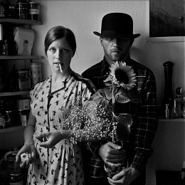 Frank and Matthias (portrait with Lucky Strike) / ***