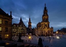 Schlossplatz / ***