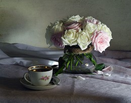 With roses / ***