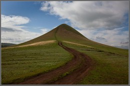 Road / ***