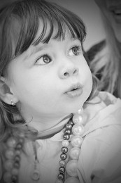 CHILDREN / ***