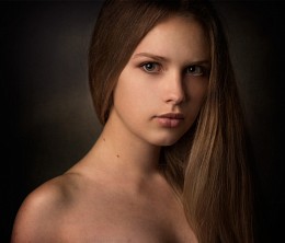 Porträt, Christina / ***