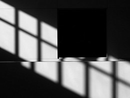 Der Platz ist nicht Malevich / ***