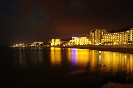 Golden night / ***