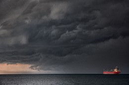 Sturm nähert sich ... / ***