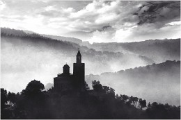 "Tsarevets" Fortress Bulgaria / ***