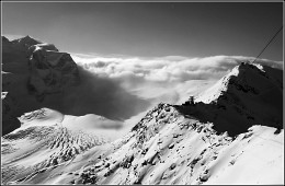 Above the glacier / ***