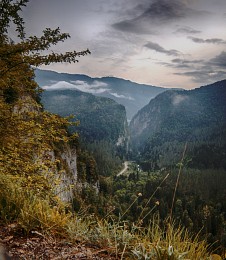 Mountain road .. / ***