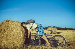 Plötzlich müde ... / ***