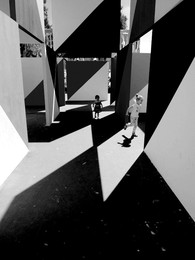 Shadows at Noon / /\/\/\/\