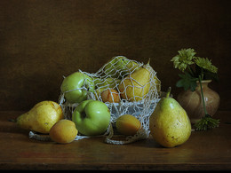 Fruit / ***