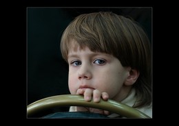 Eyes to eyes / ***