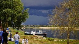 Waiting for storm / ***