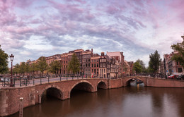 Bridges Amster / ***