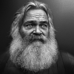 Leonid Roslov / ***