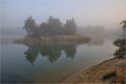 Autumn island / ***