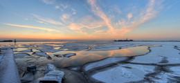 Sunset / ***
