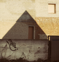 Subtleties / ***