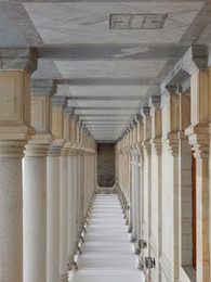 inverted reality / ...