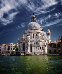 Santa Maria della Salute / ***