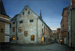 About Old Town / ***