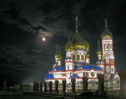 In the glow of the moon and star / ***